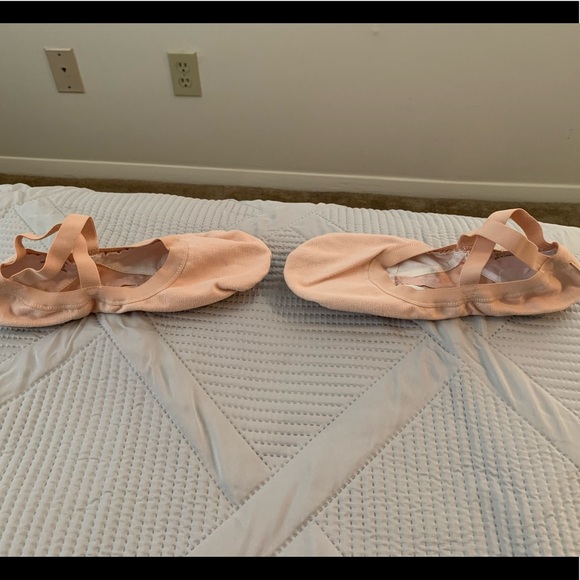 Bloch Ladies Synchrony Stretch Canvas Ballet Shoes - Picture 4 of 9